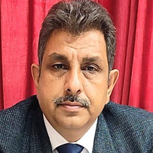 Dr Vijay Wadhwan